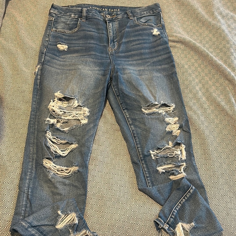 Size 14 Destroyed Curvy Hi-Rise Jegging